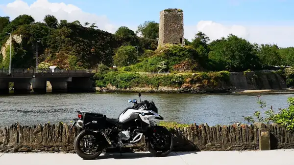 Alter Burgturm nahe dem Wexford Heritage Park