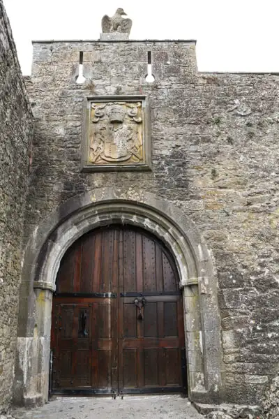 Tor von Cahir Castle