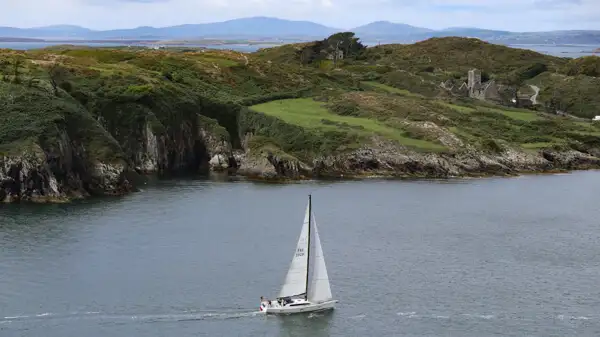 Segelschiff vor Sherkin Island