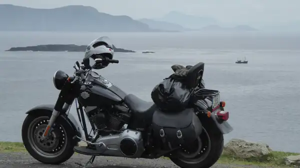 Motorrad auf Achill Island