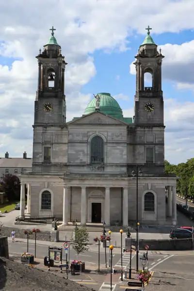 Die Church of Saints Peter and Paul in Athlone