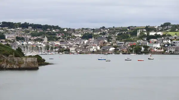 Bucht und Hafen von Kinsale