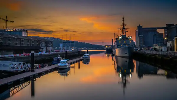 Cork Hafen am Abend