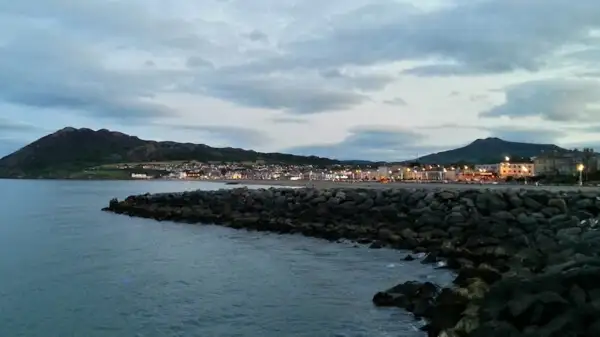 Bray Waterfront am Abend