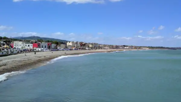 Strand vor Bray