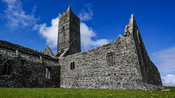 Rosserk Abbey nahe Ballina
