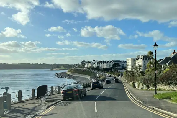 Unterwegs auf der Küstenstraße von Falmouth, Cornwall