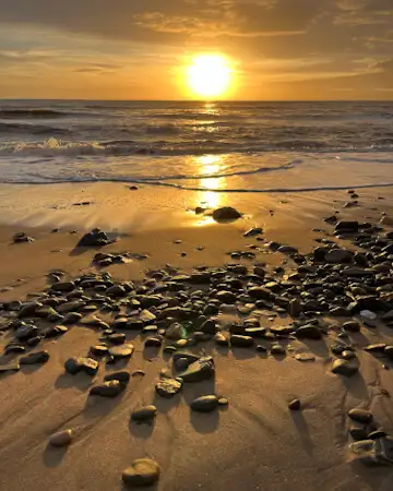 Sonnenaufgang über dem Meer