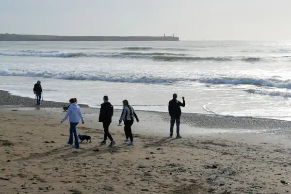 Familien am Strand von Tramore