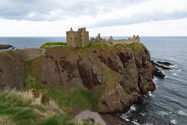 Beeindruckende Lage des Dunnottar Castle