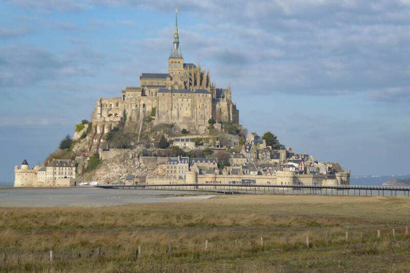 Mont-Saint-Michel in seiner ganzen Pracht (Normandie)