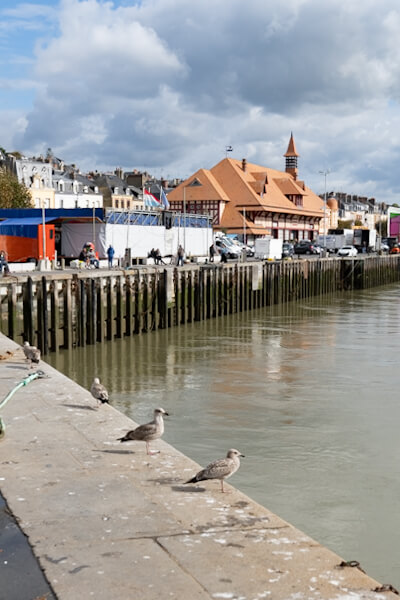 Am Fischer-Pier von Trouville-sur-Mer (Normandie)