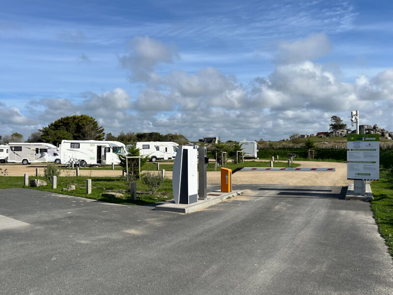 Camping Stellplatz in der Bretagne (Wohnmobil Camping in Frankreich)