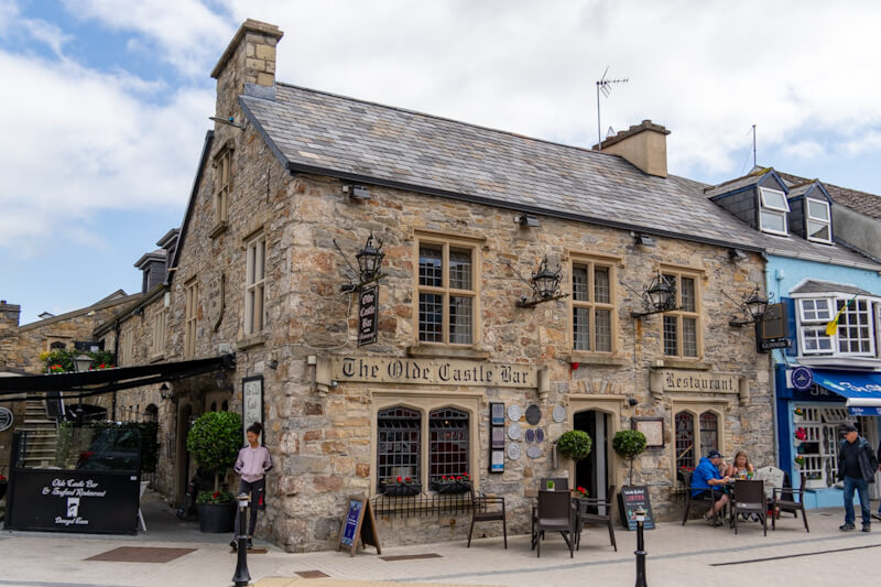 Olde Castle Bar