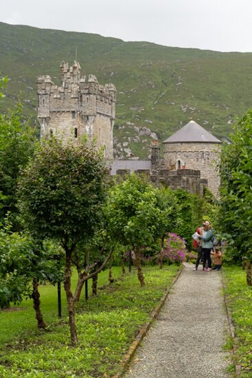 In den Gärten unterwegs