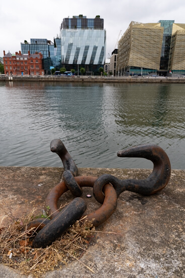 Alt und neu in den Docklands