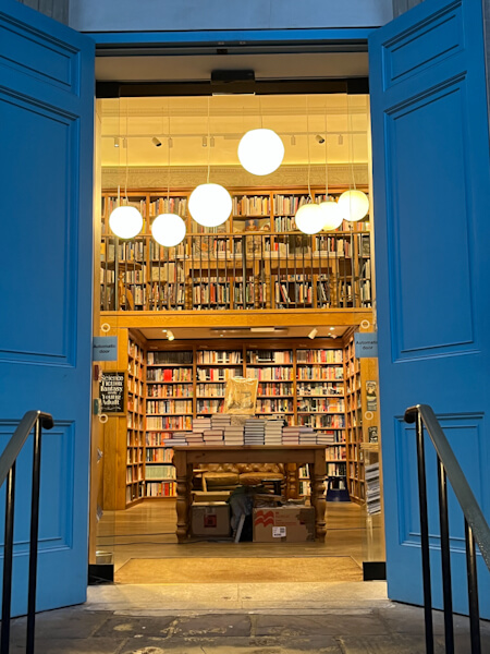 Bücherei im Friends Meeting House (Bath)