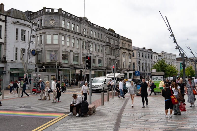 Cork ist busy